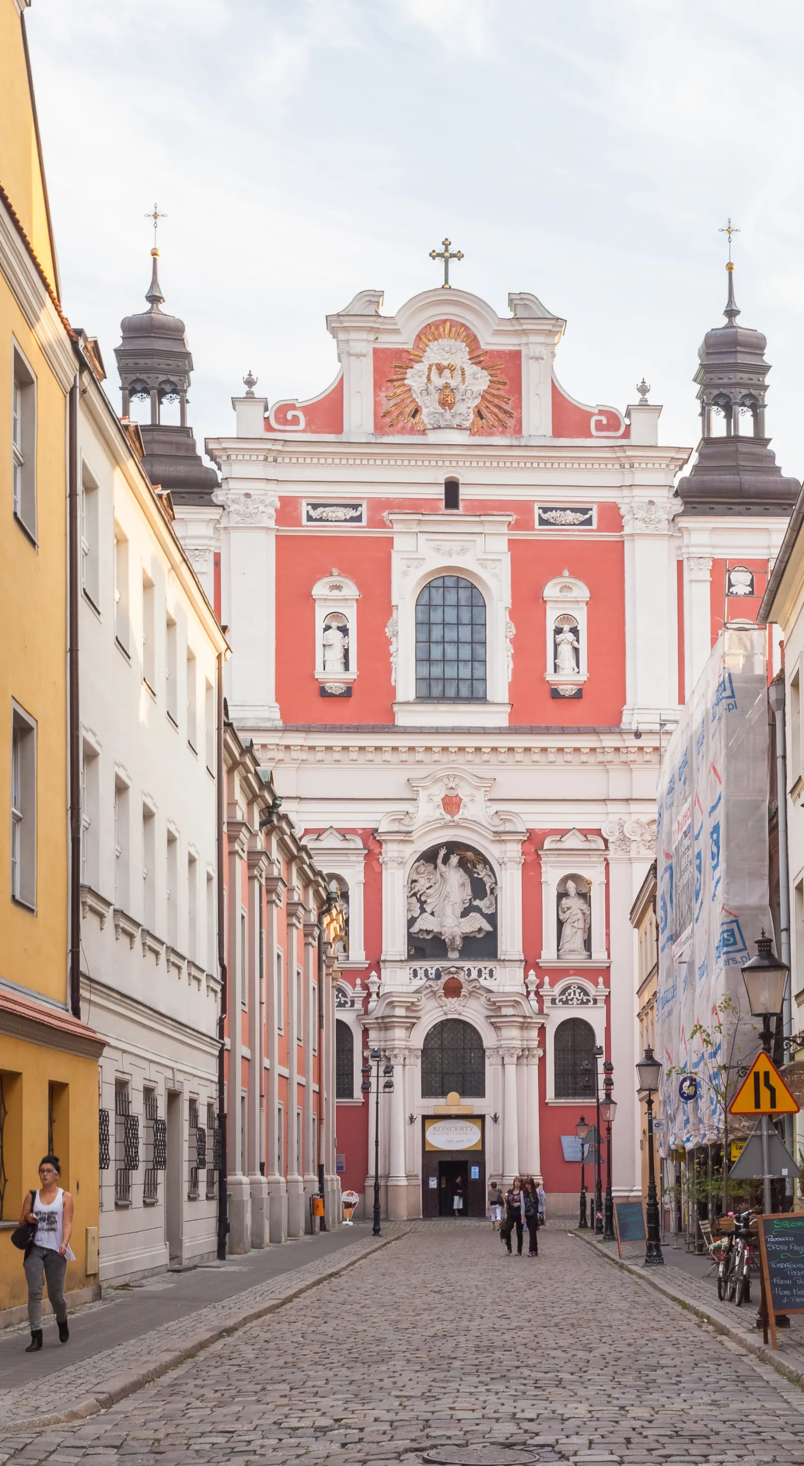 Bazylika kolegiacka Matki Bożej Nieustającej Pomocy, św. Marii Magdaleny i św. Stanisława Biskupa